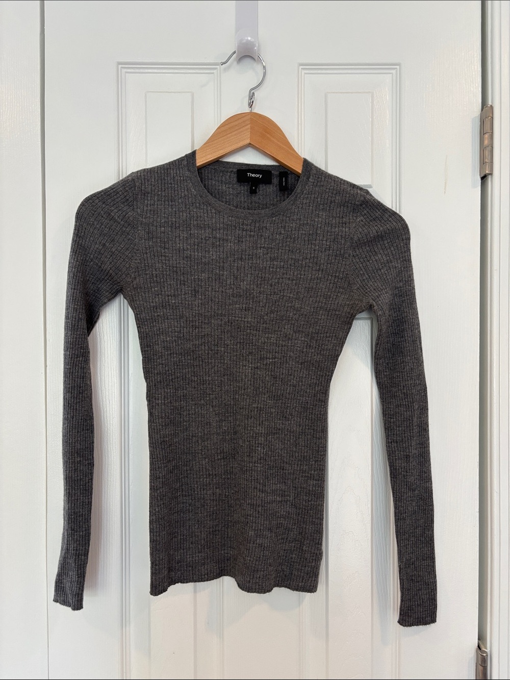 Theory Mirzi B Refined Slim Ribbed Crewneck Sweater in Charcoal